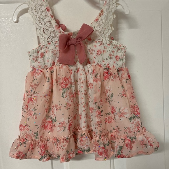 Little MISS Lace and sparkle. Size 4 - Picture 5 of 5